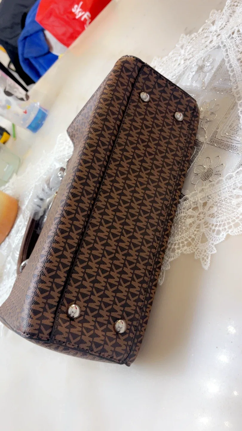 Michael Kors Satchel image indicator(10)