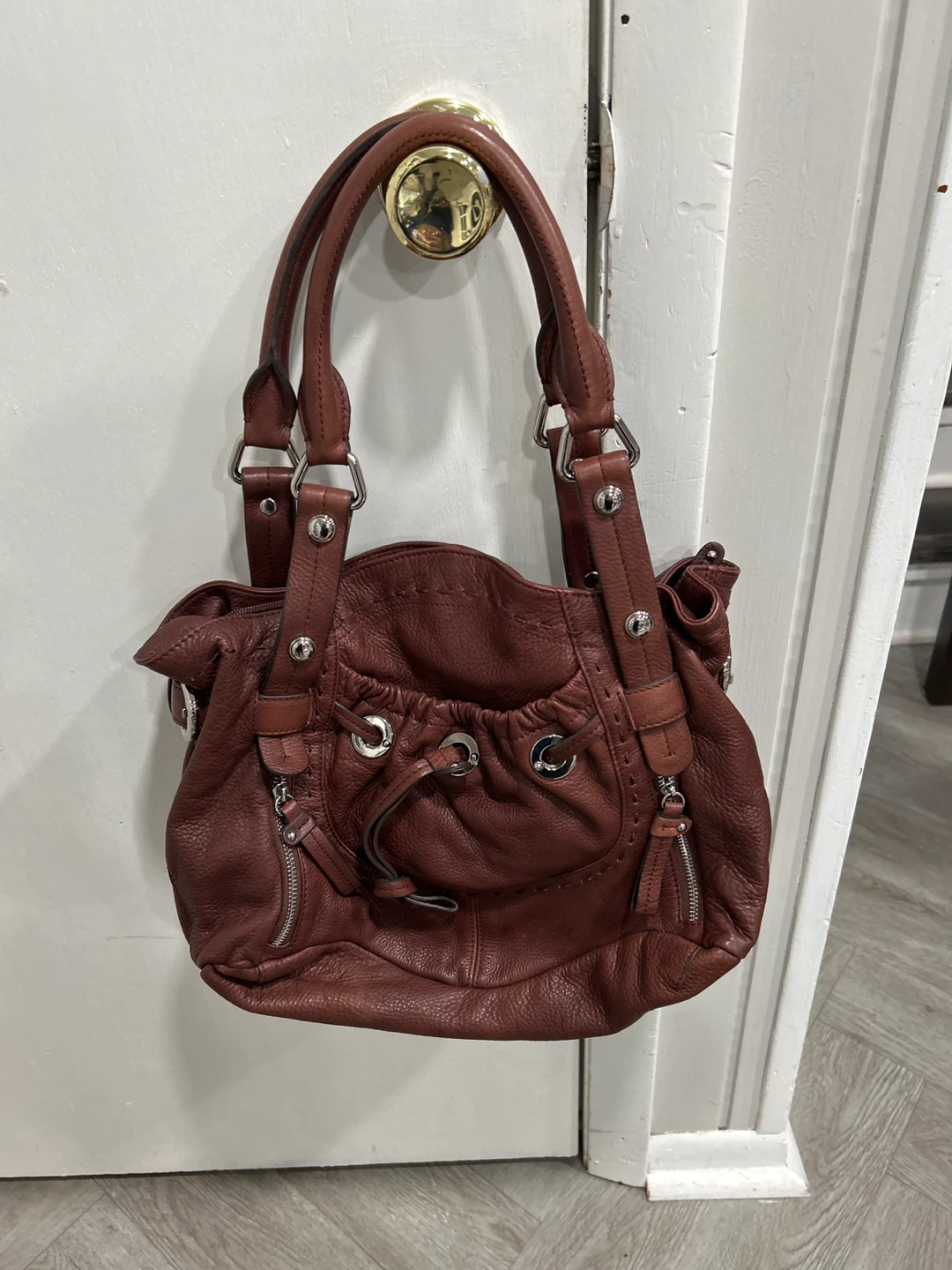 Like New B Makowsky brown leather satchel