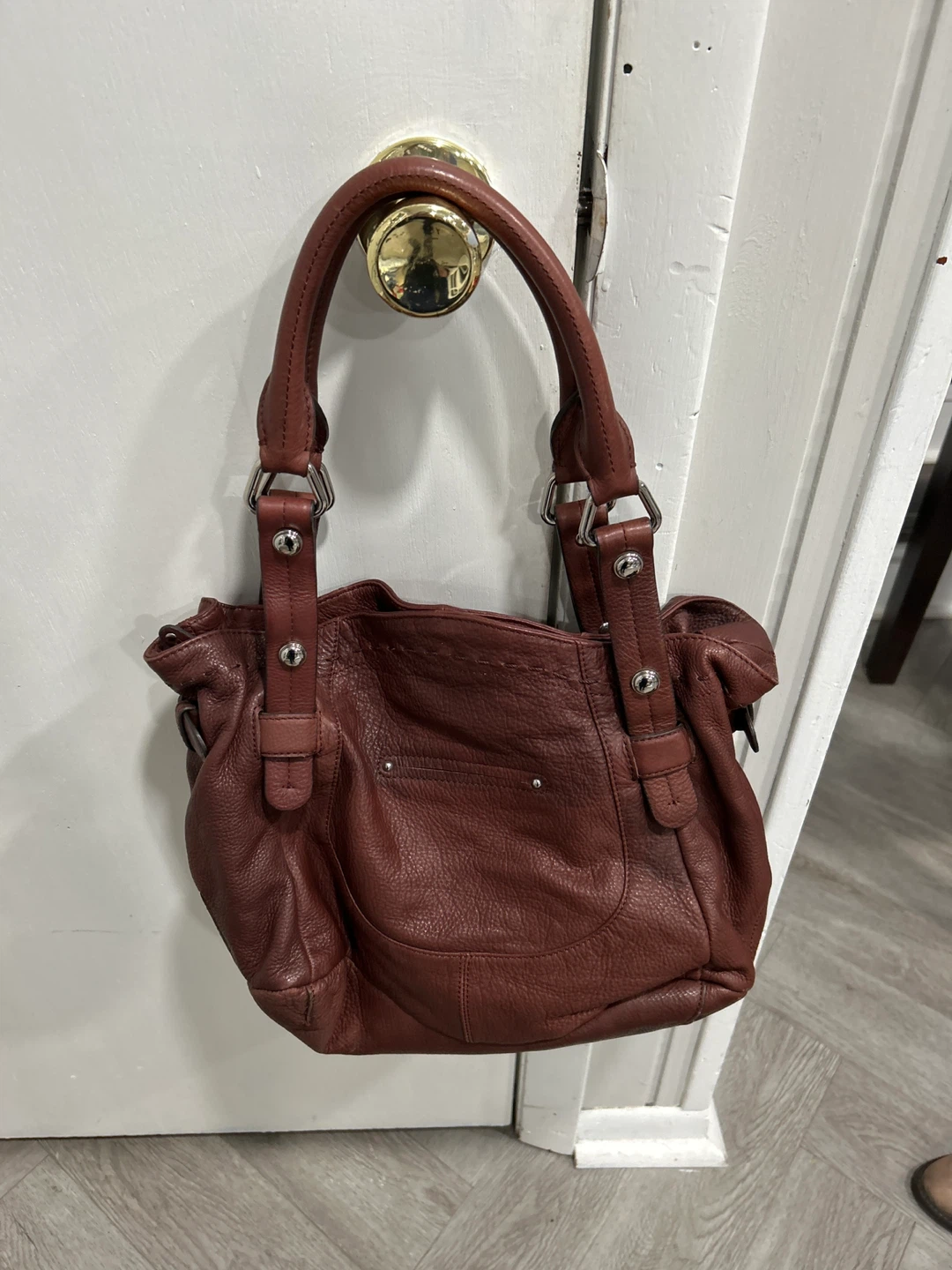 Like New B Makowsky brown leather satchel - photo 2