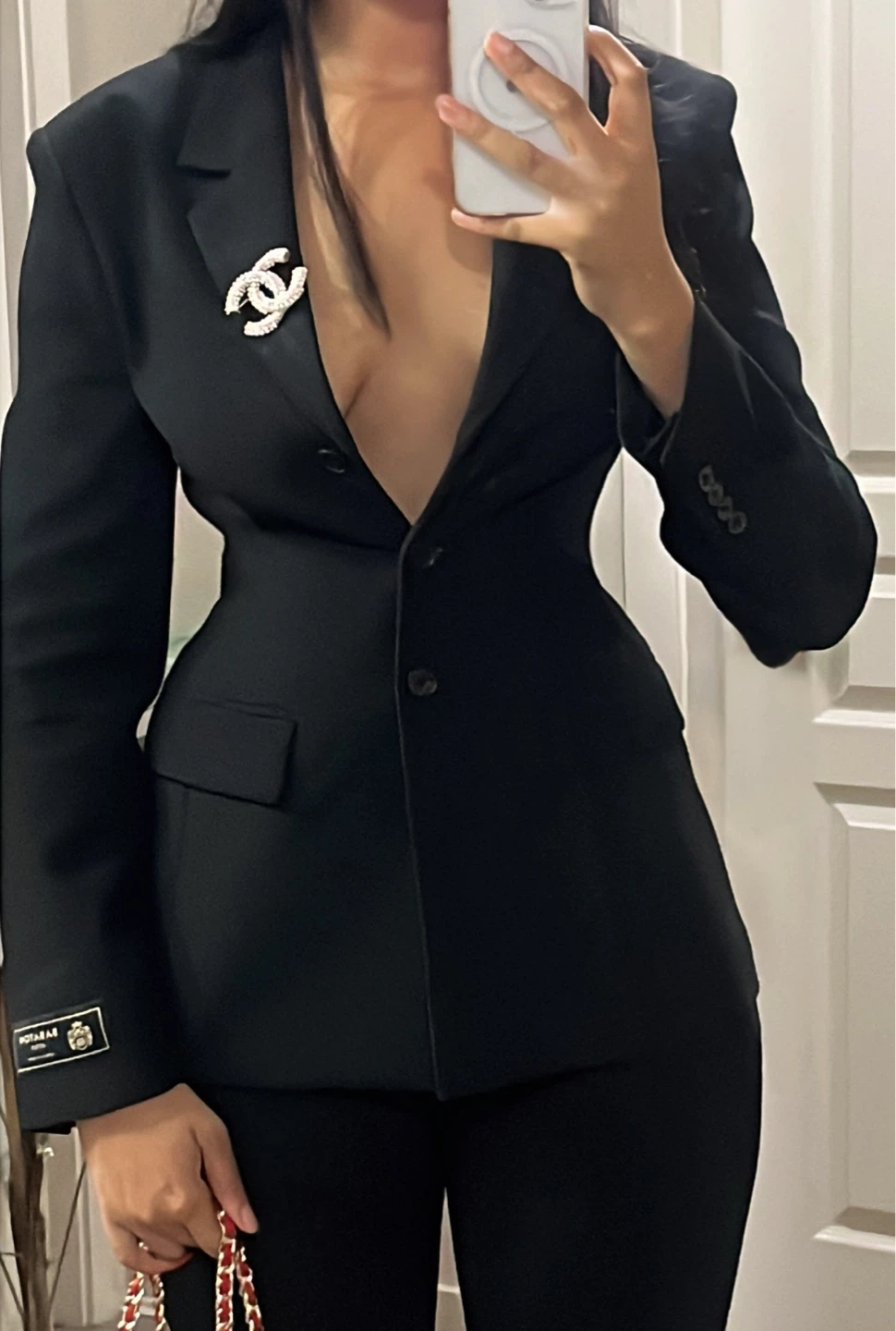 Aritzia Babaton Standout Blazer (size 4) - photo 3