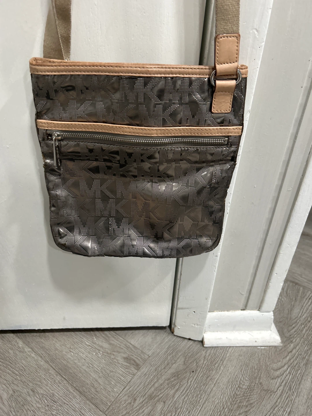 Michael Kors crossbody purse