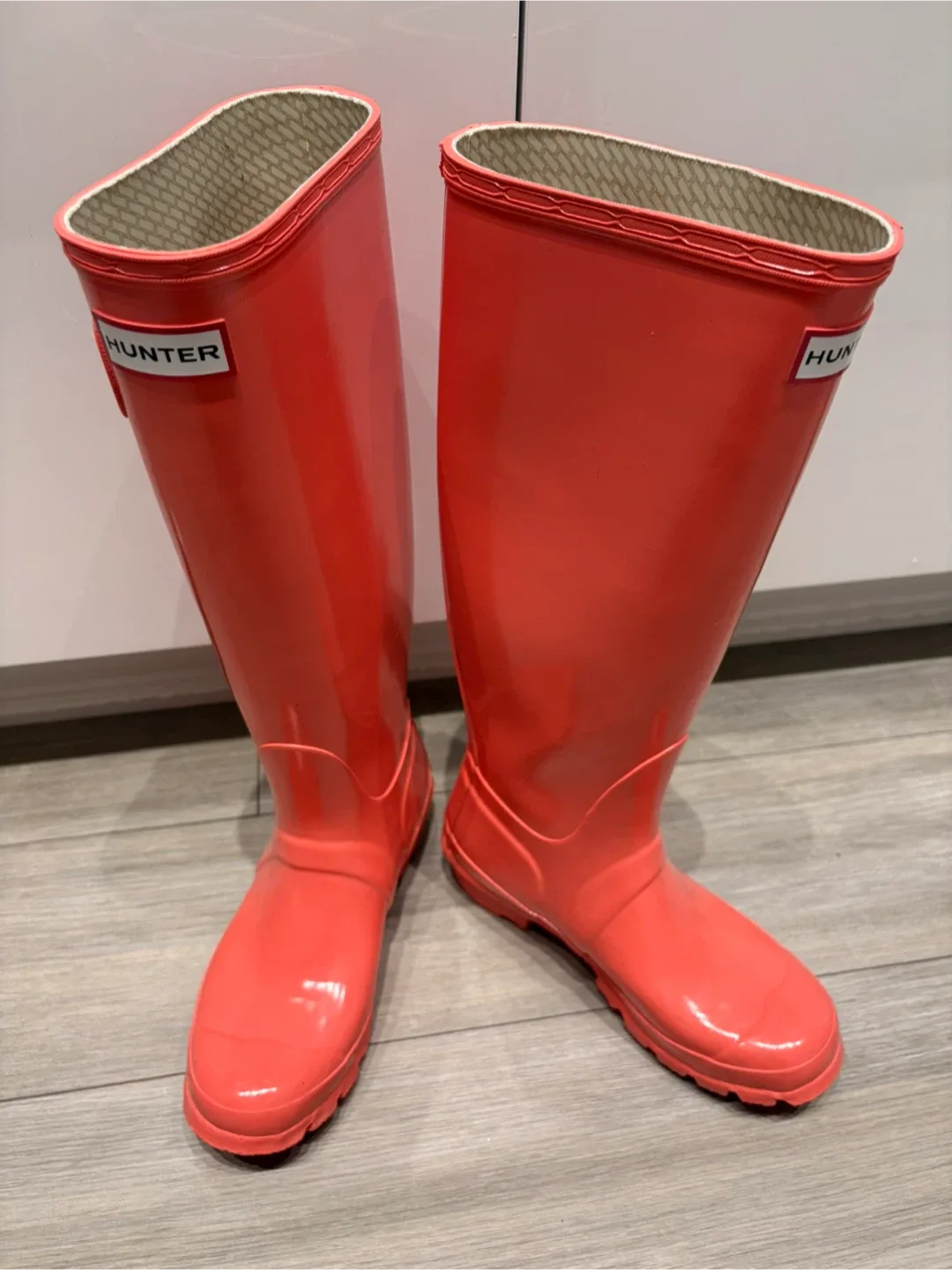 Hunter Original Tall Rain Boots - Size 6, Coral image indicator(2)