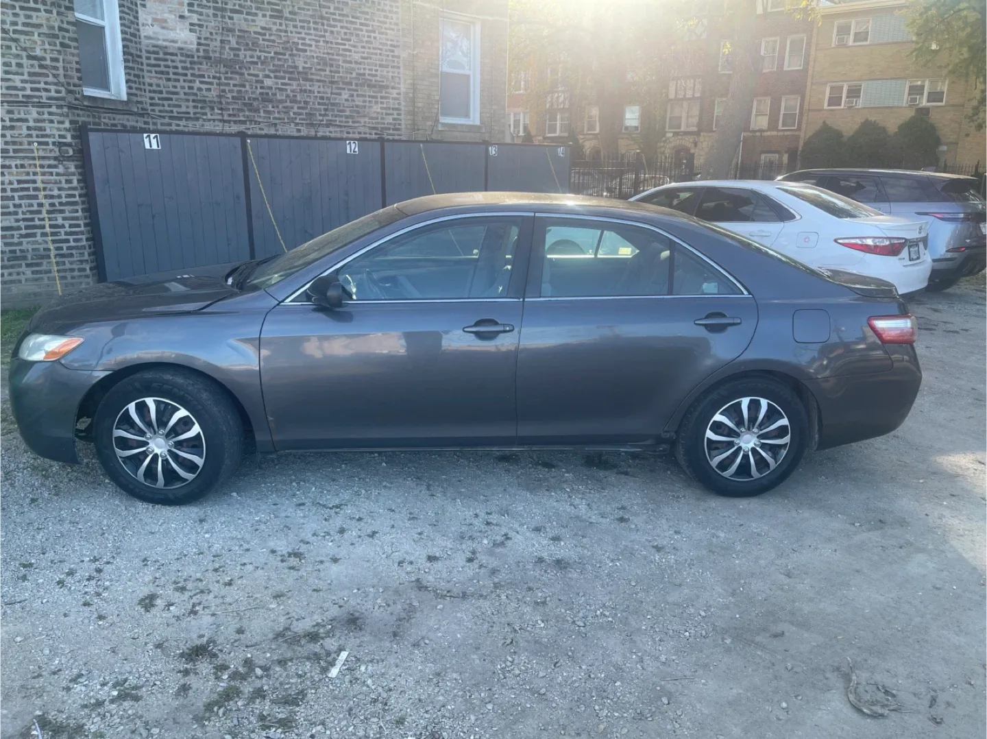 Toyota Camry Sedan - Gray image indicator(3)