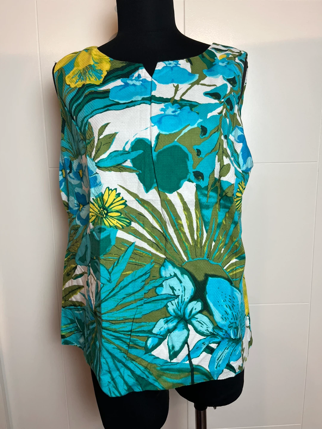 Talbots Floral Sleeveless Top