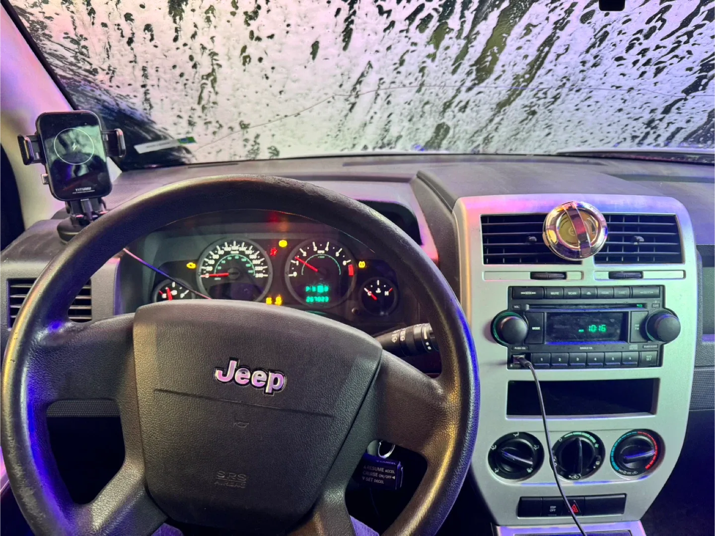 Jeep Compass - Red SUV 2008 image indicator(10)