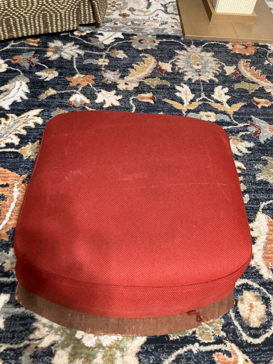 Music Box Theatre Aisle Endcap w/ seat cushion image indicator(9)