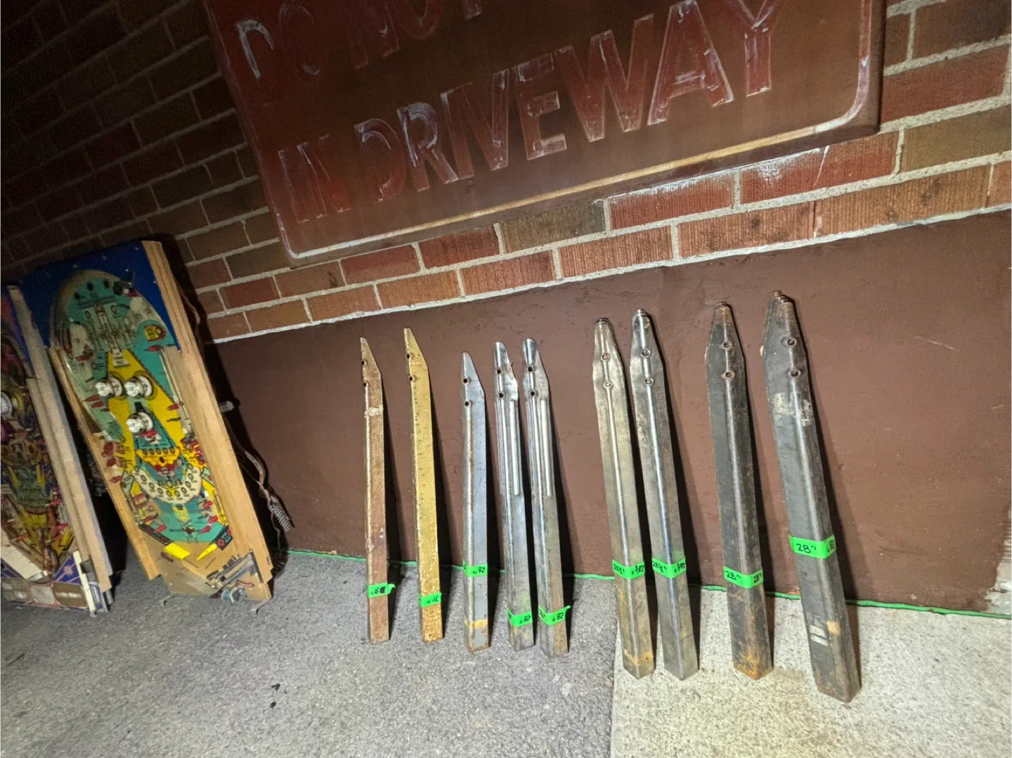 Vintage Pinball Machine Parts image indicator(5)