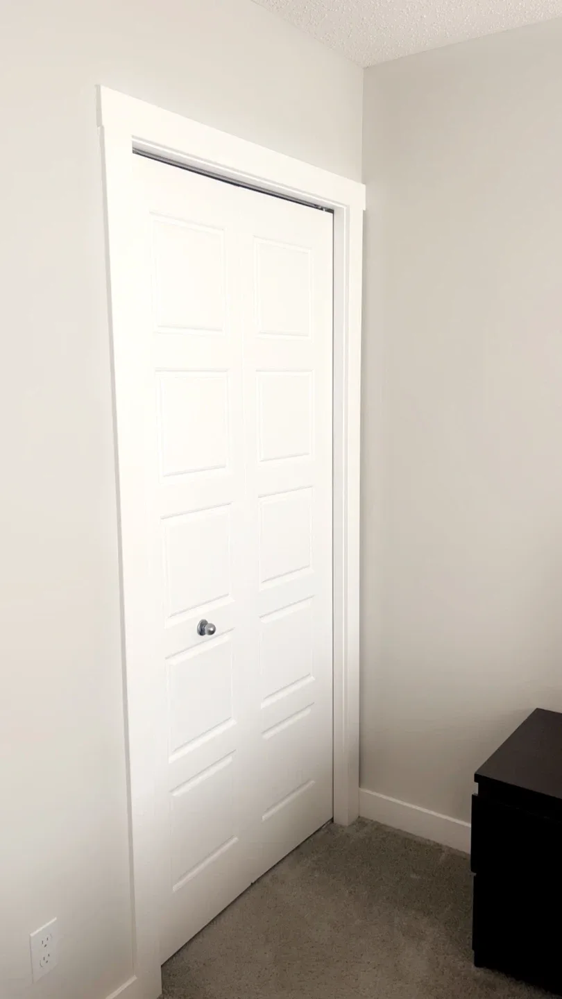 Private room for rent image indicator(2)