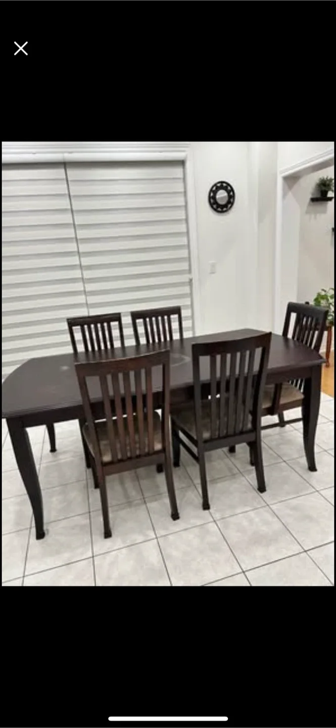 Dining Table with Six Chairs image indicator(3)