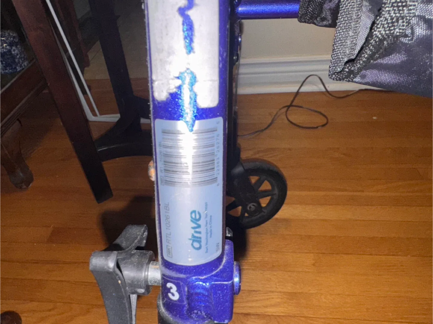 Drive RTL10261BL Blue Folding Walker with Seat image indicator(5)