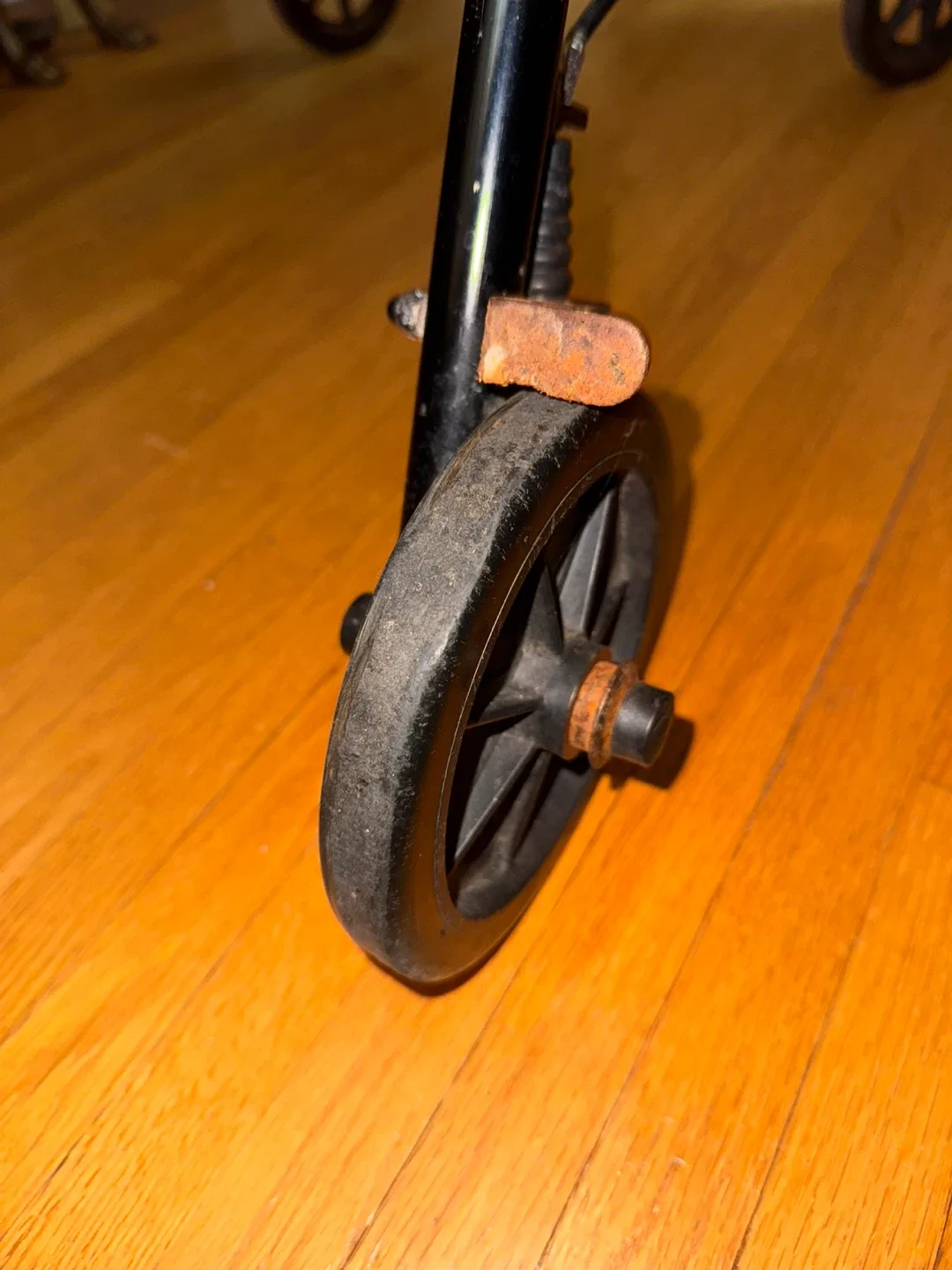 Drive RTL10261BL Blue Folding Walker with Seat image indicator(3)