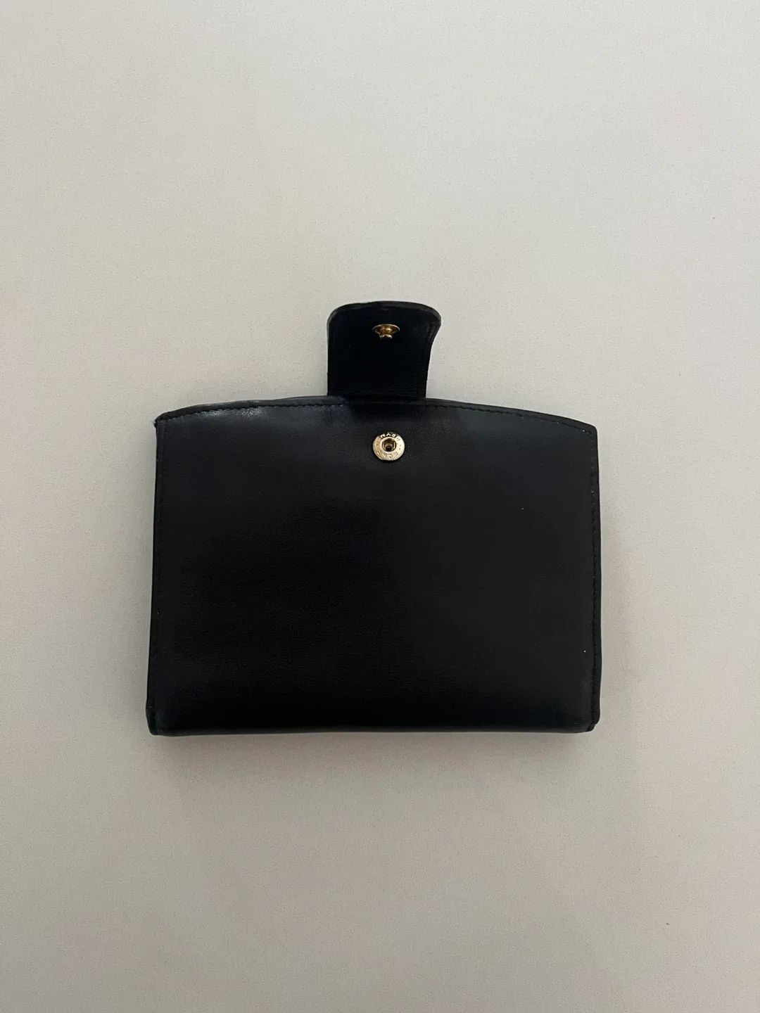 VintageBally Black Leather Wallet - Swiss Made image indicator(2)