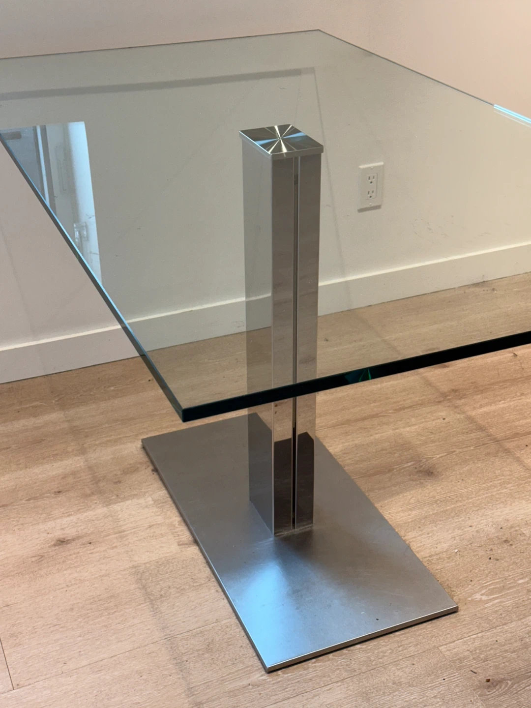 Palazzetti Glass Dining Table *MOVING SALE* - photo 2