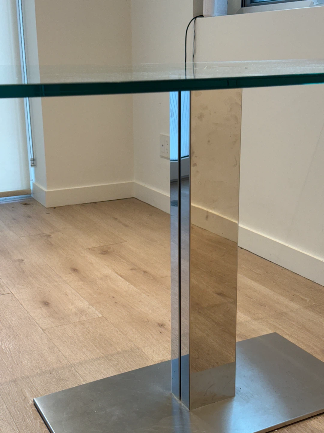 Palazzetti Glass Dining Table *MOVING SALE* - photo 3