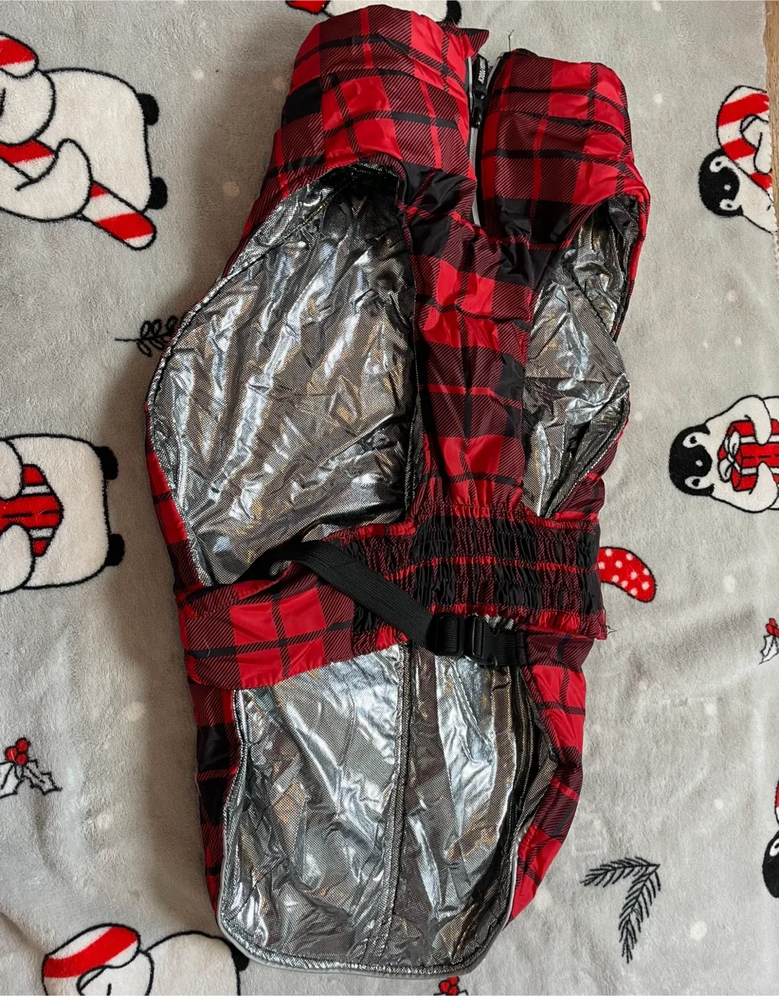 24” 47-55lbs Canada Pooch Dog Winter Coat image indicator(4)