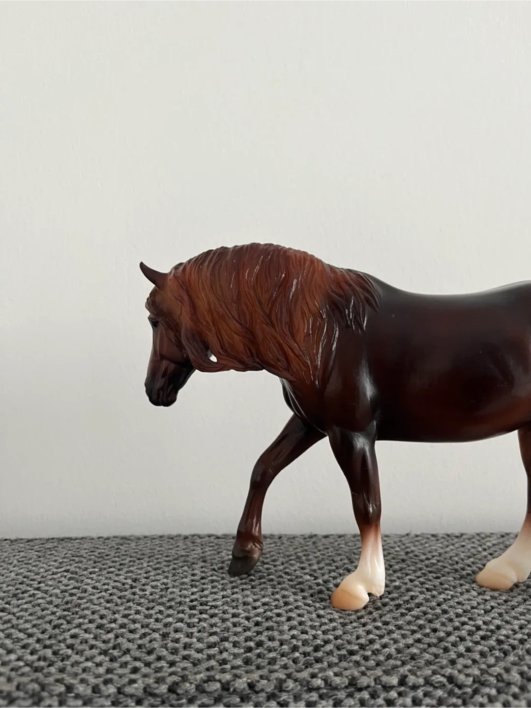 Breyer Reeves Haflinger Mare Horse Figurine image indicator(3)