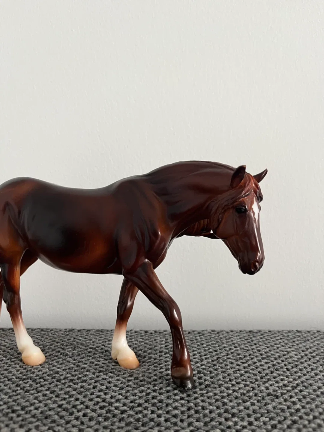 Breyer Reeves Haflinger Mare Horse Figurine image indicator(6)