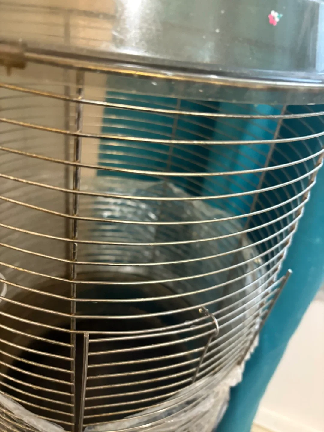 Vintage Wire Hamper with Lid image indicator(2)