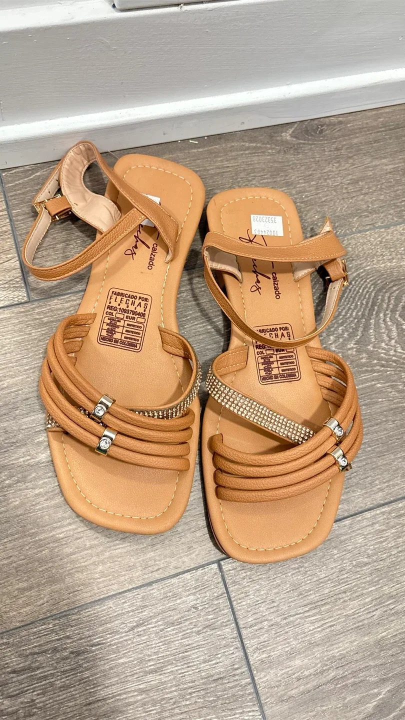 Calzado Sandals - Size 36 thumbnail