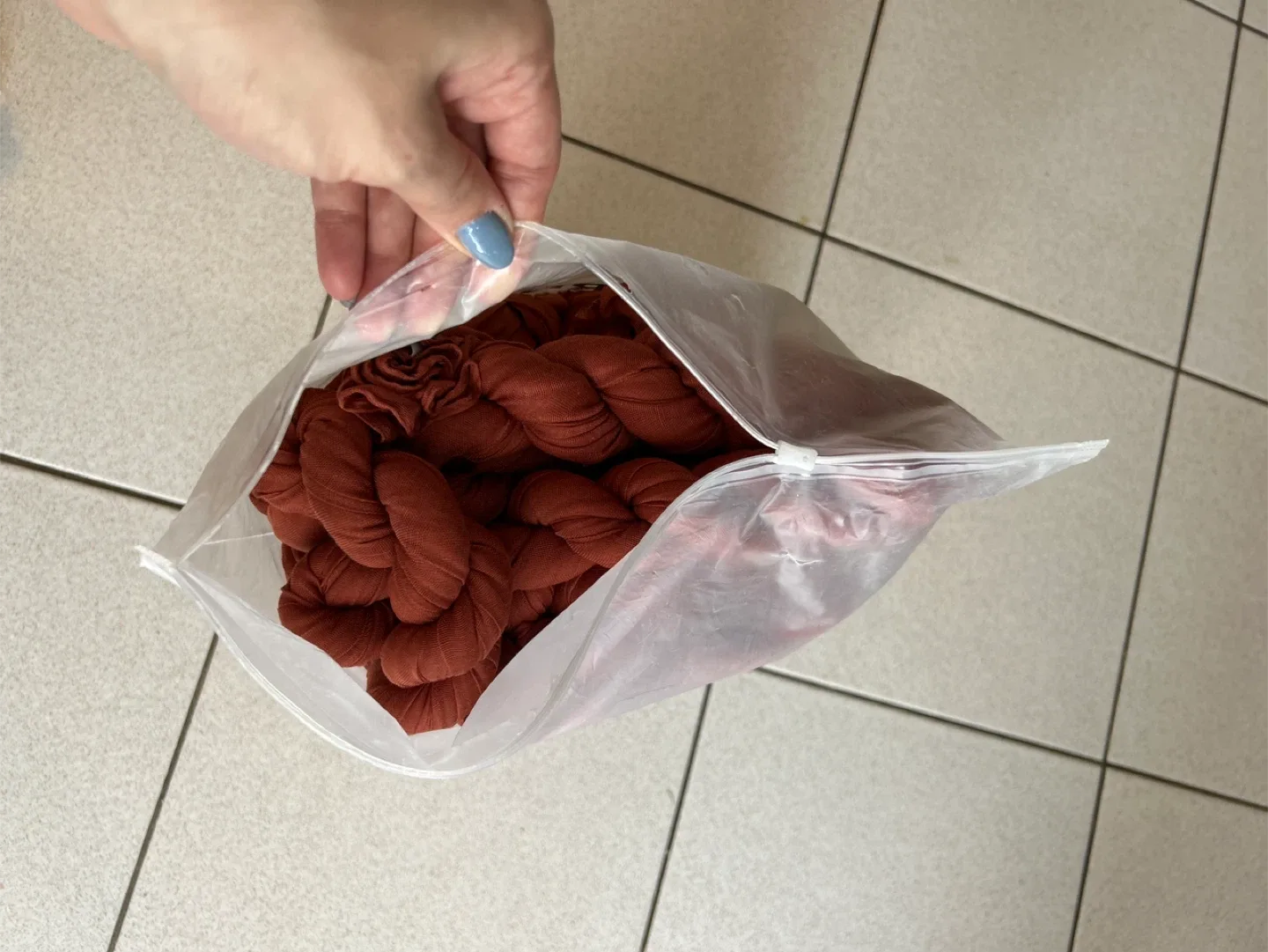 Terracotta Cheesecloth Table Runner - 10 Piece Set image indicator(5)