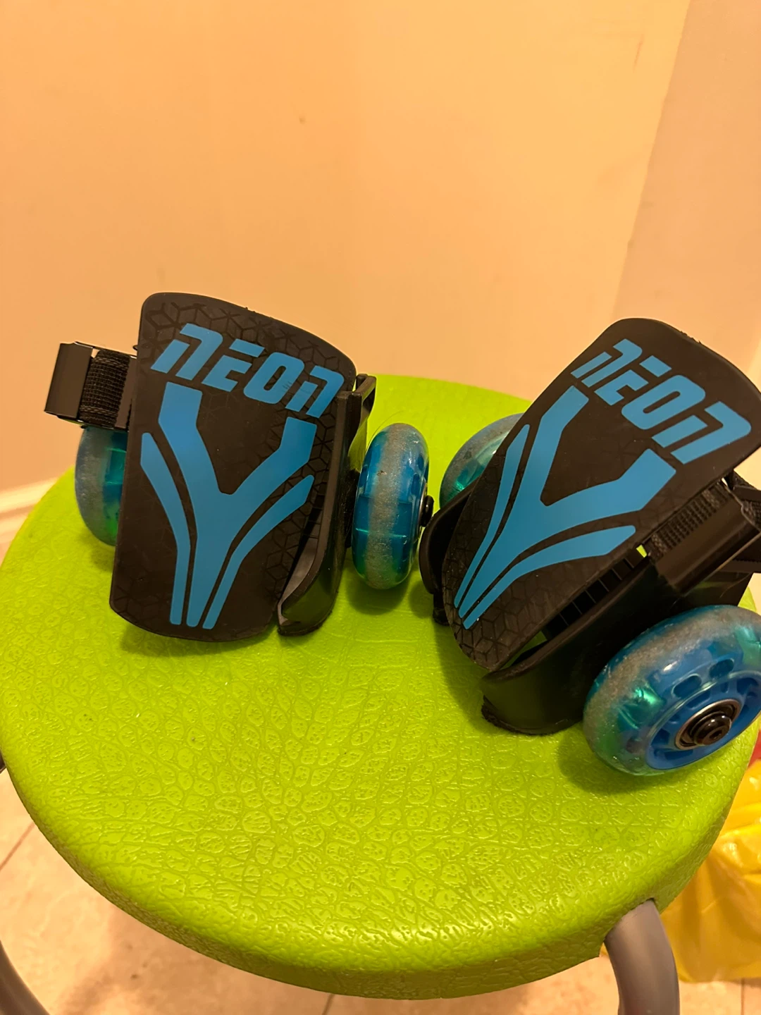 Neon Street Rollers - Blue - photo 2
