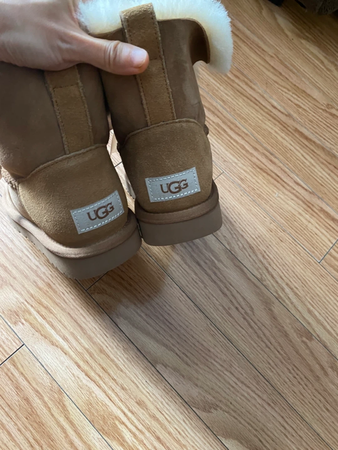 Brand New UGG Winter Boots for Women Size 6.5 - photo 3