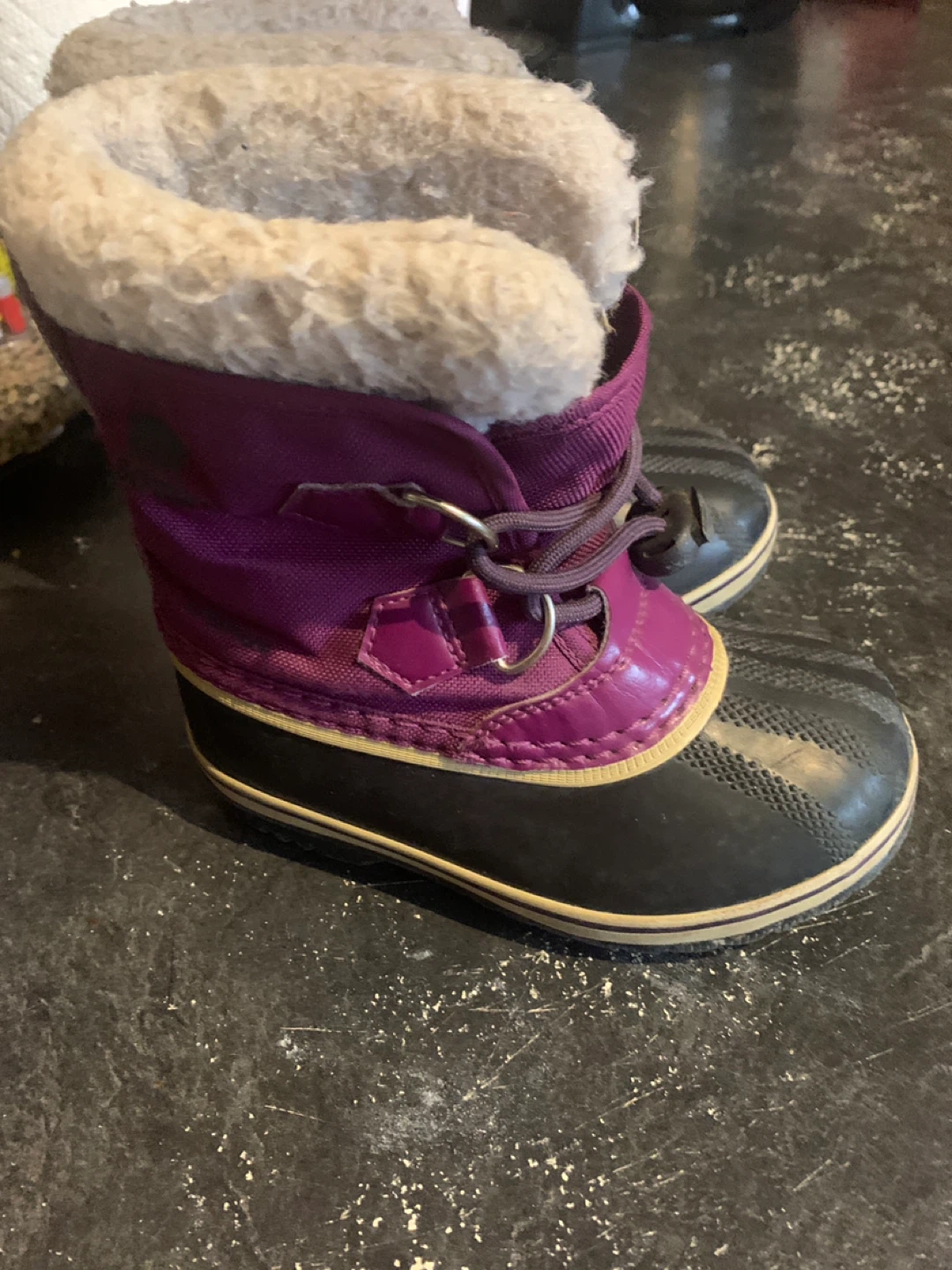 Sorel Kids Snow Boots, Purple, US Size 10 - photo 2
