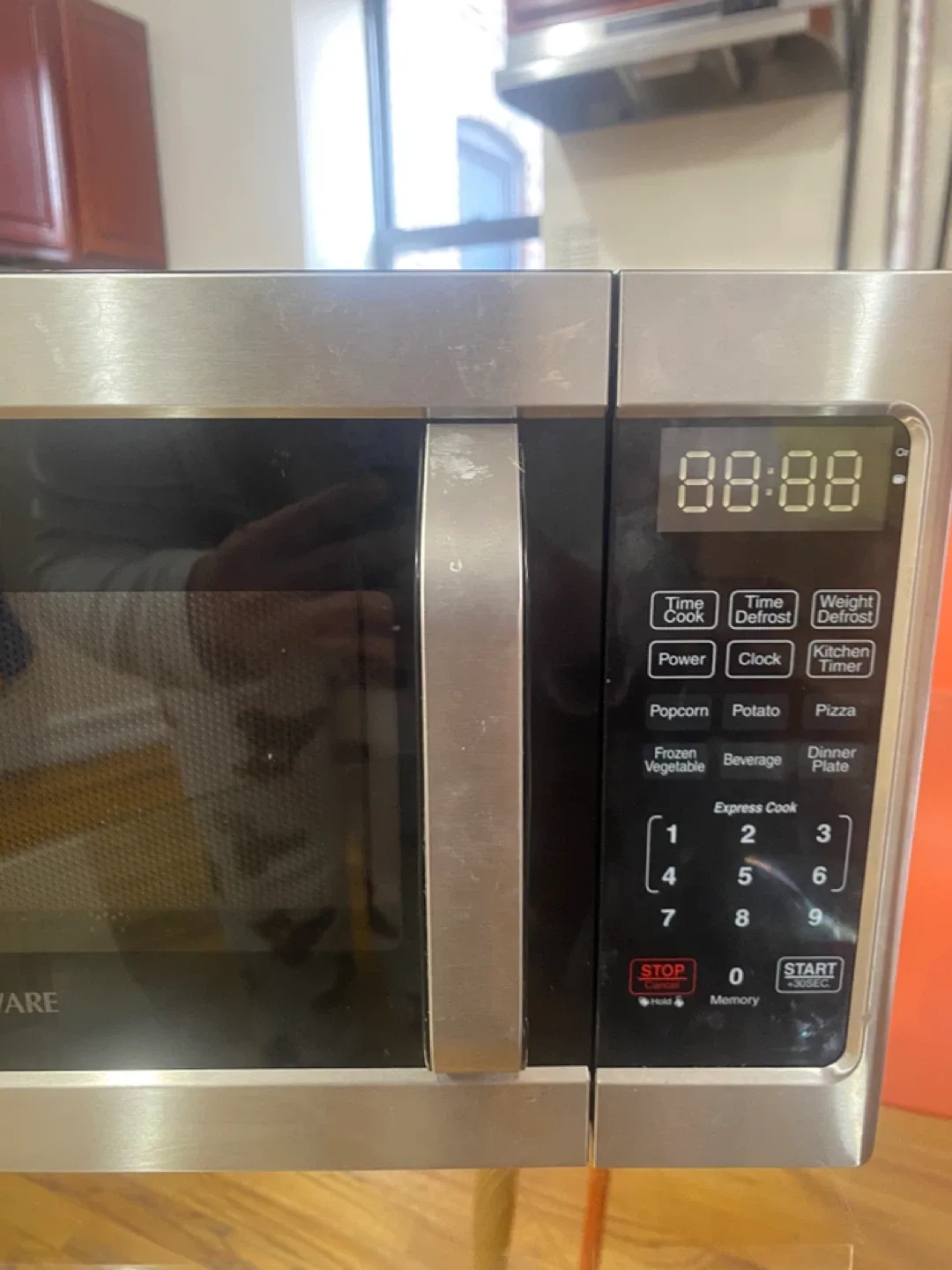 Farberware 700-Watt Microwave Oven image indicator(3)