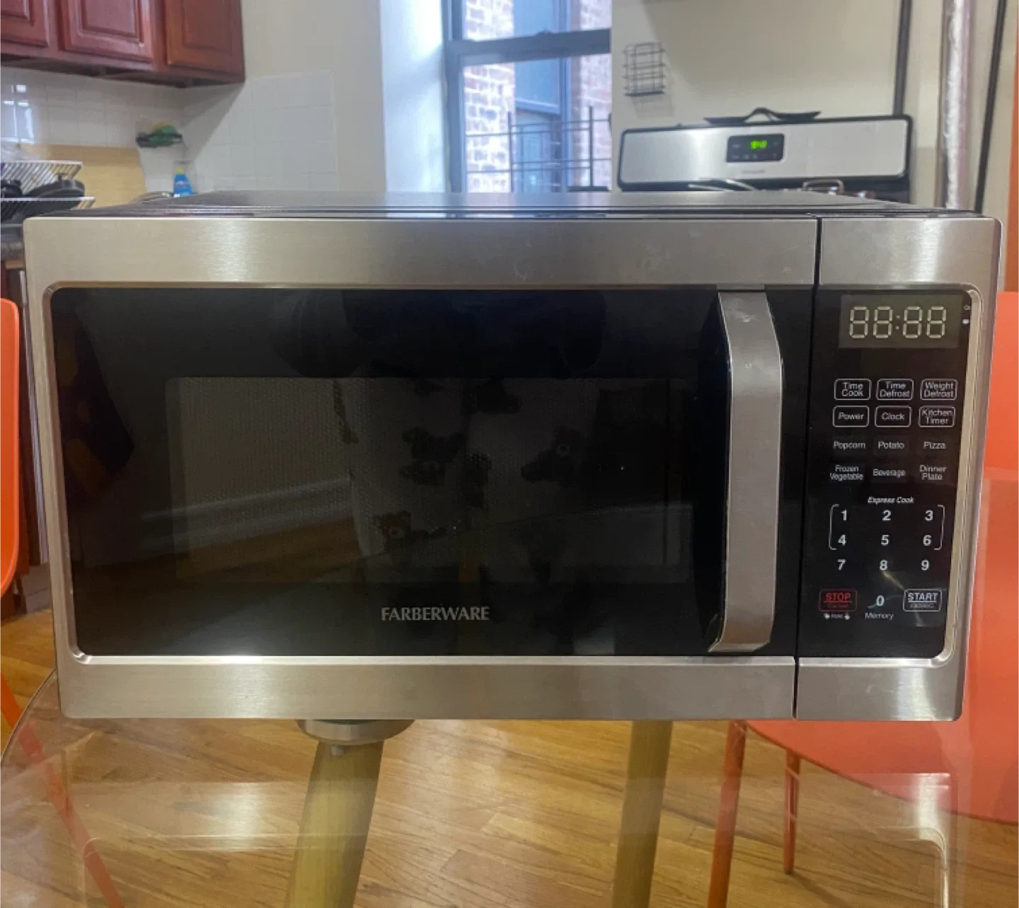 Farberware 700-Watt Microwave Oven image indicator(6)