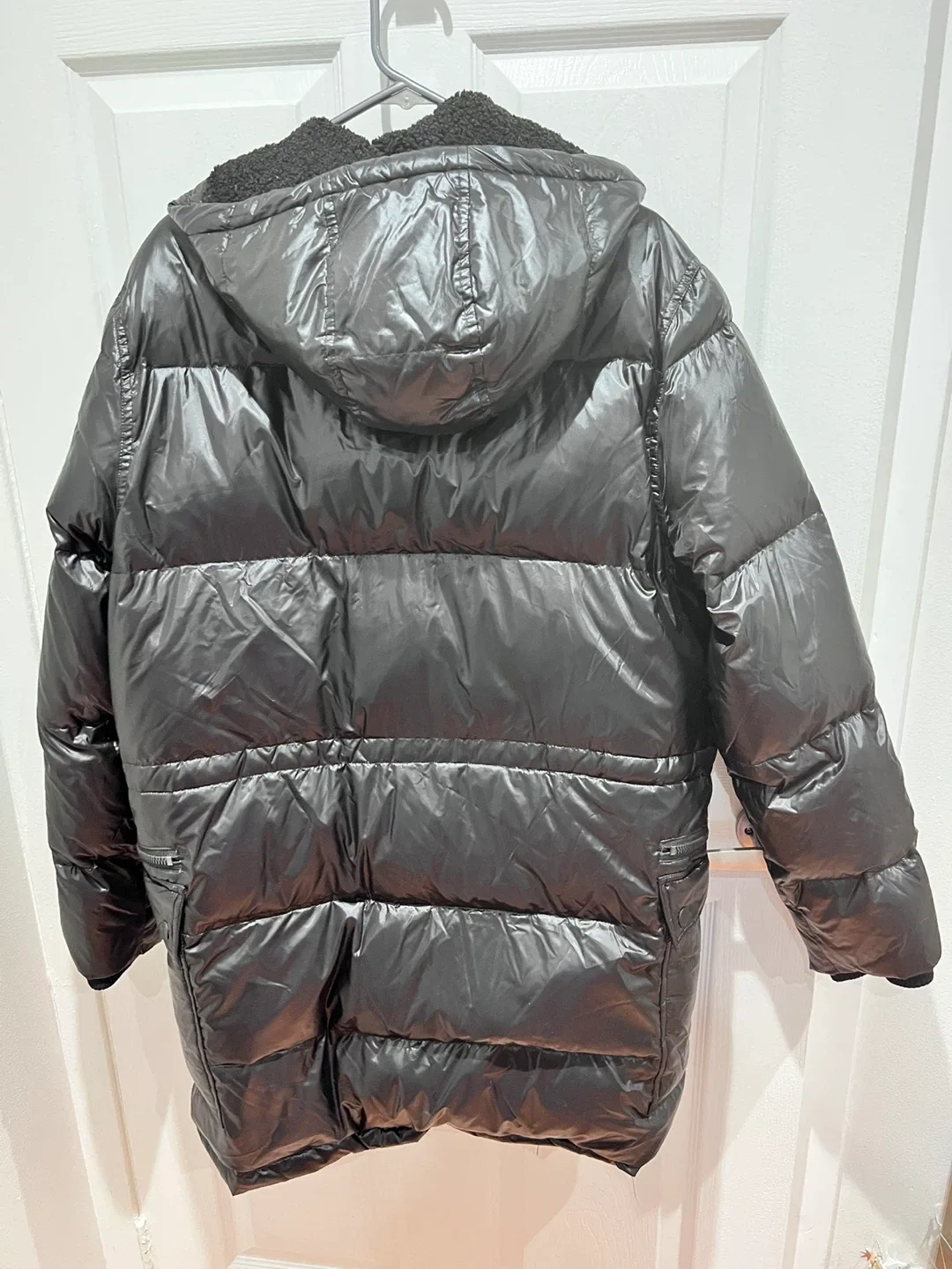 Guess Black Puffer Jacket Size Small image indicator(2)