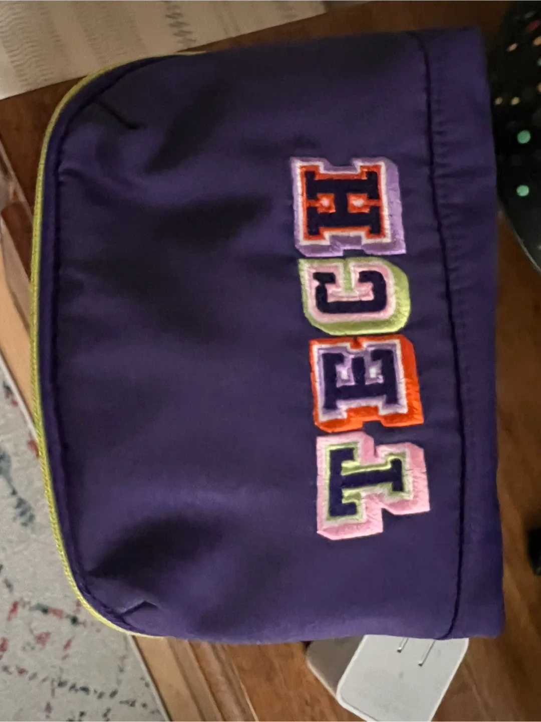 TECH Purple Cosmetic Bag image indicator(2)