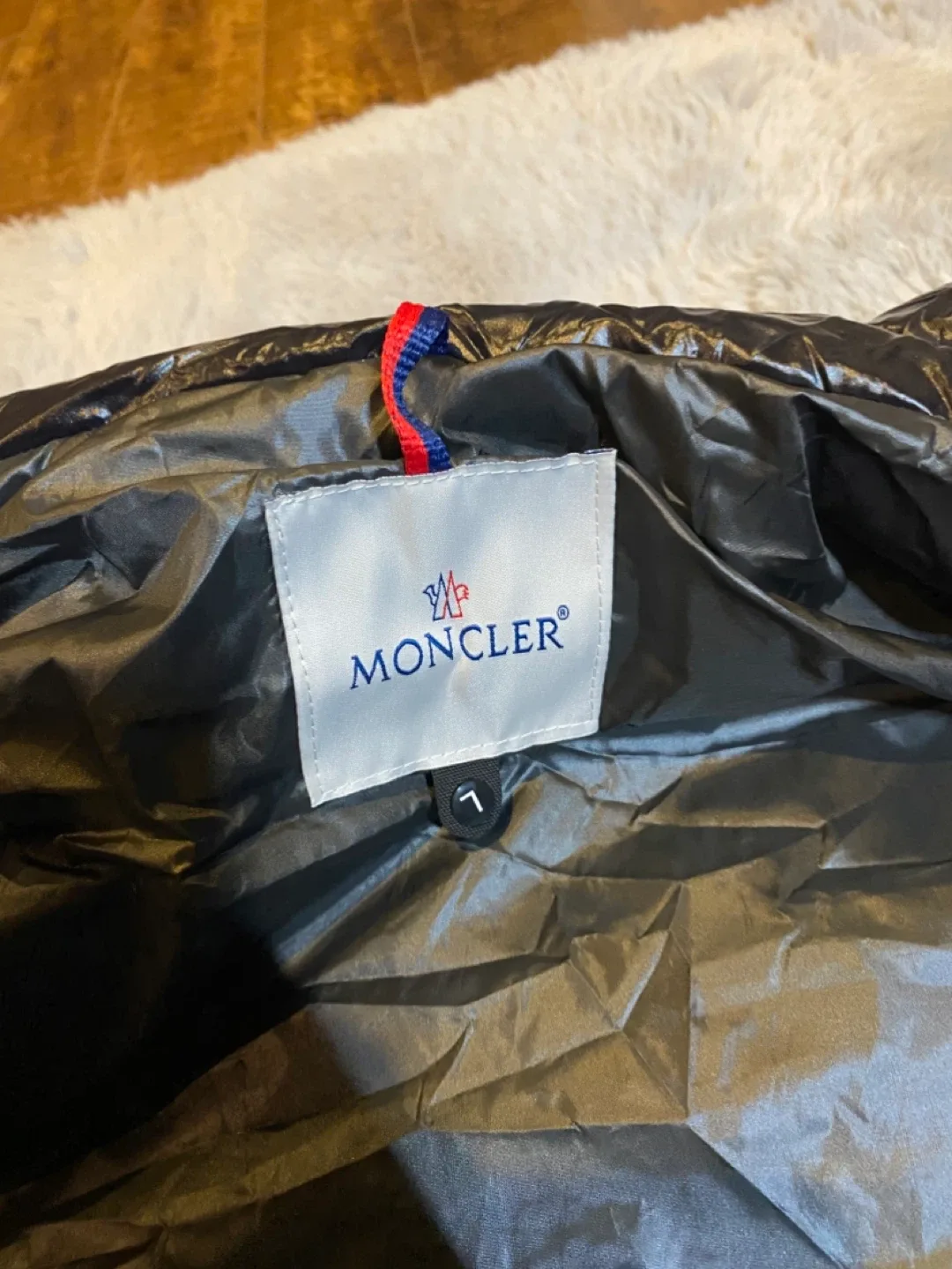 Moncler Vest image indicator(4)