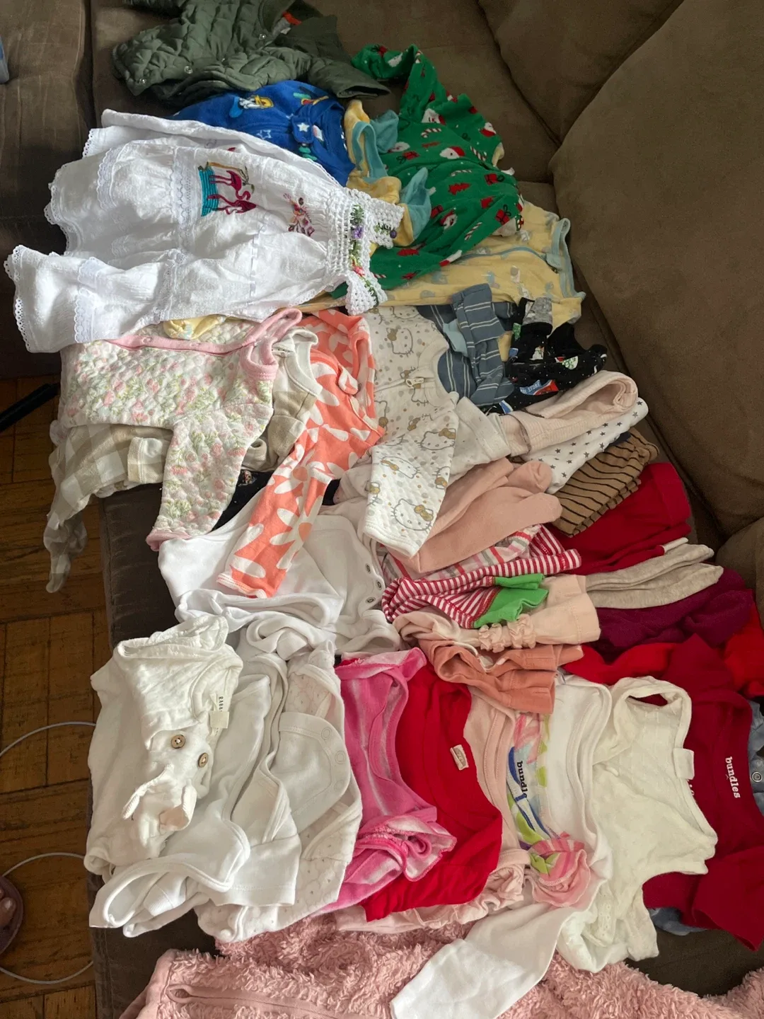 54-Piece Baby Clothes Bundle image indicator(3)