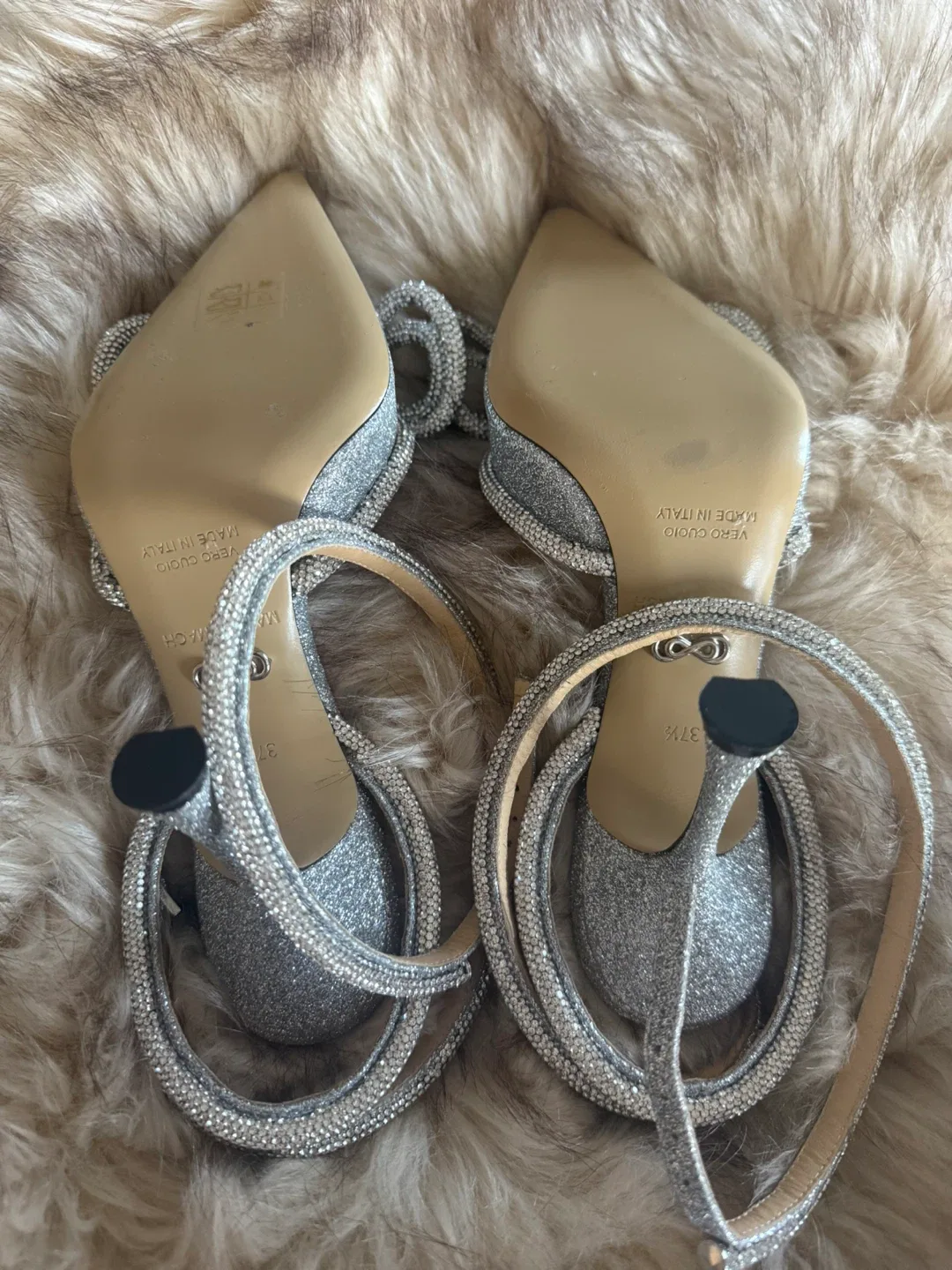 Mach & Mach Bow-Embellished Ankle Strap Pumps - Size 38.5 image indicator(2)