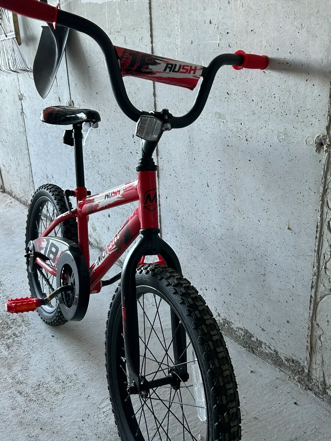 Movelo Rush 18" Kids Bike - Red image indicator(3)
