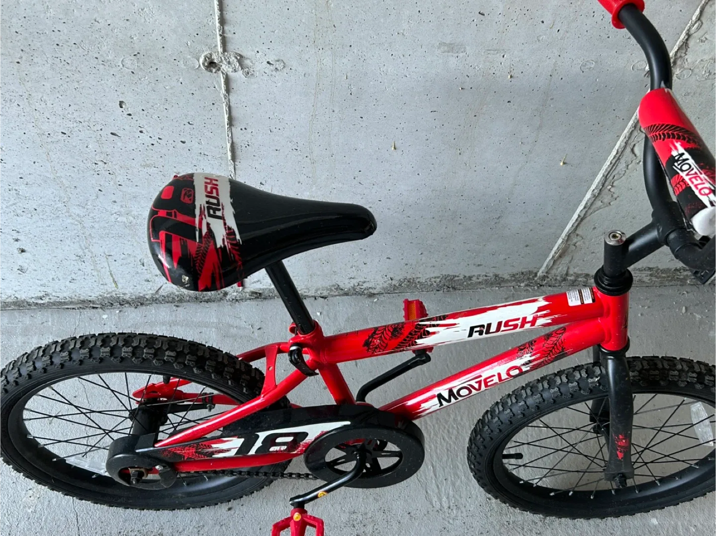 Movelo Rush 18" Kids Bike - Red image indicator(2)