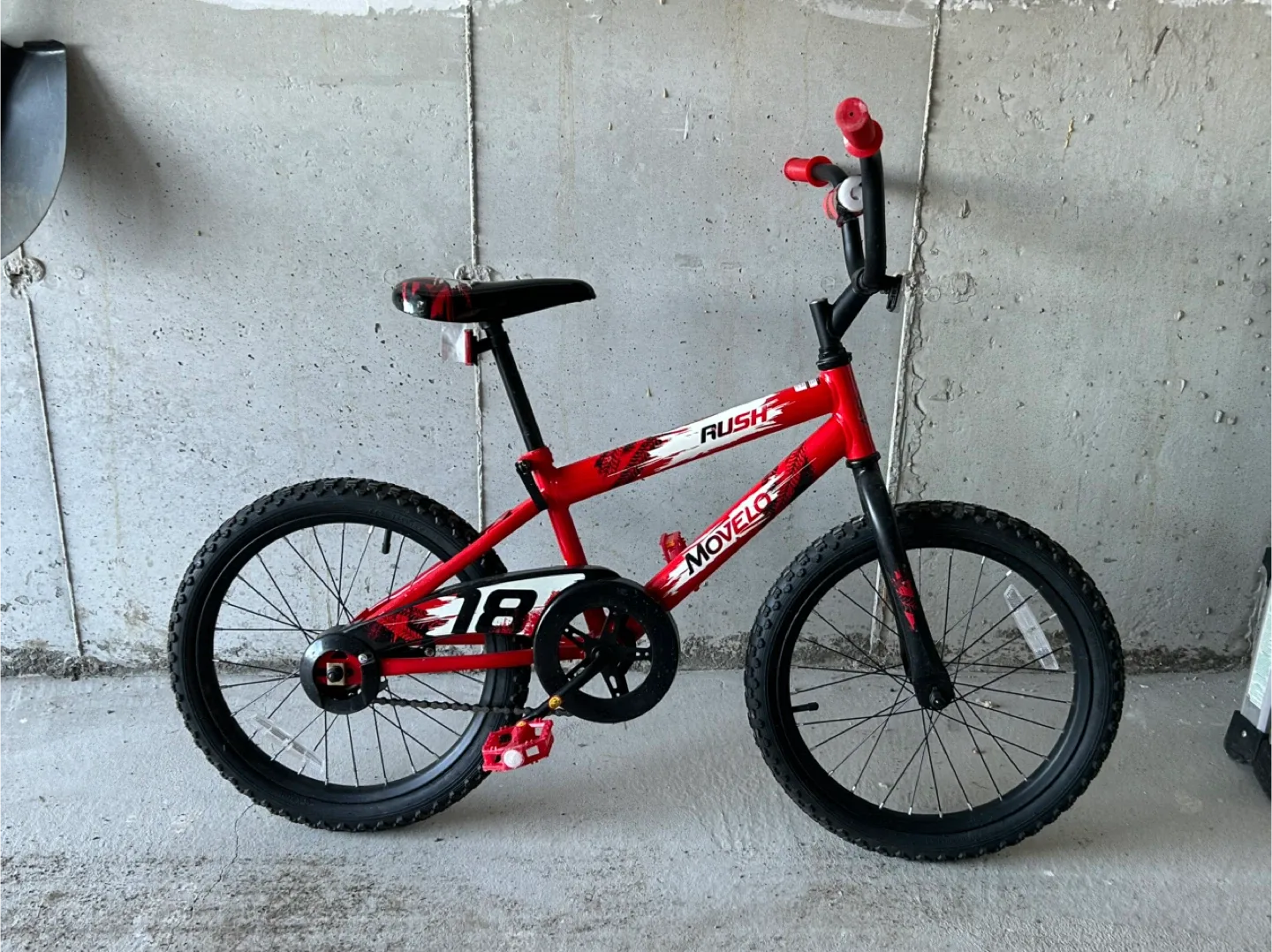 Movelo Rush 18" Kids Bike - Red image indicator(4)