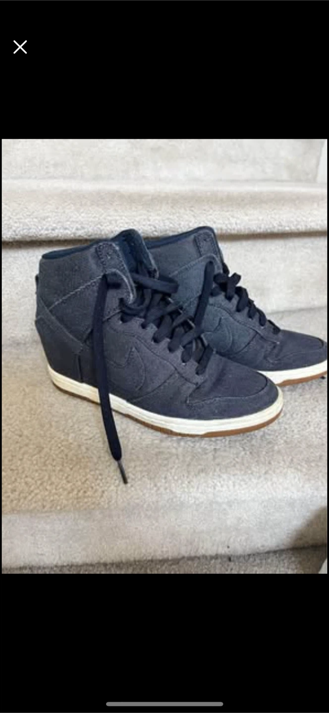 Women’s Nike sky high dunk wedge sneakers -size 7 - photo 2