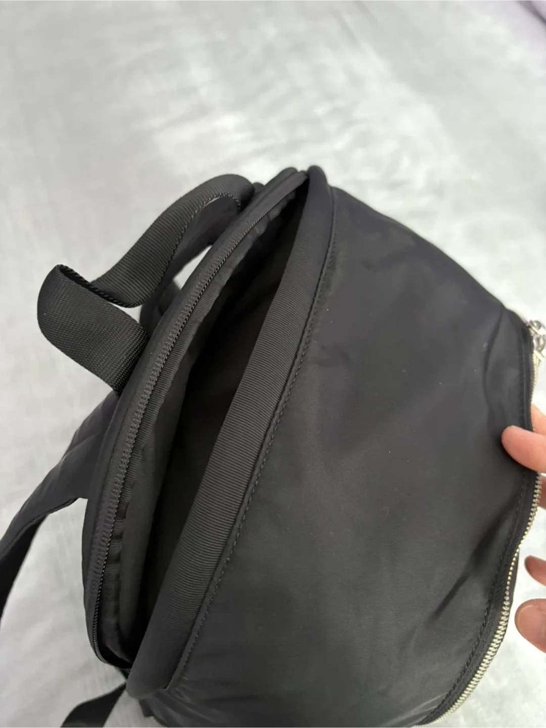 Lululemon Black Backpack image indicator(4)