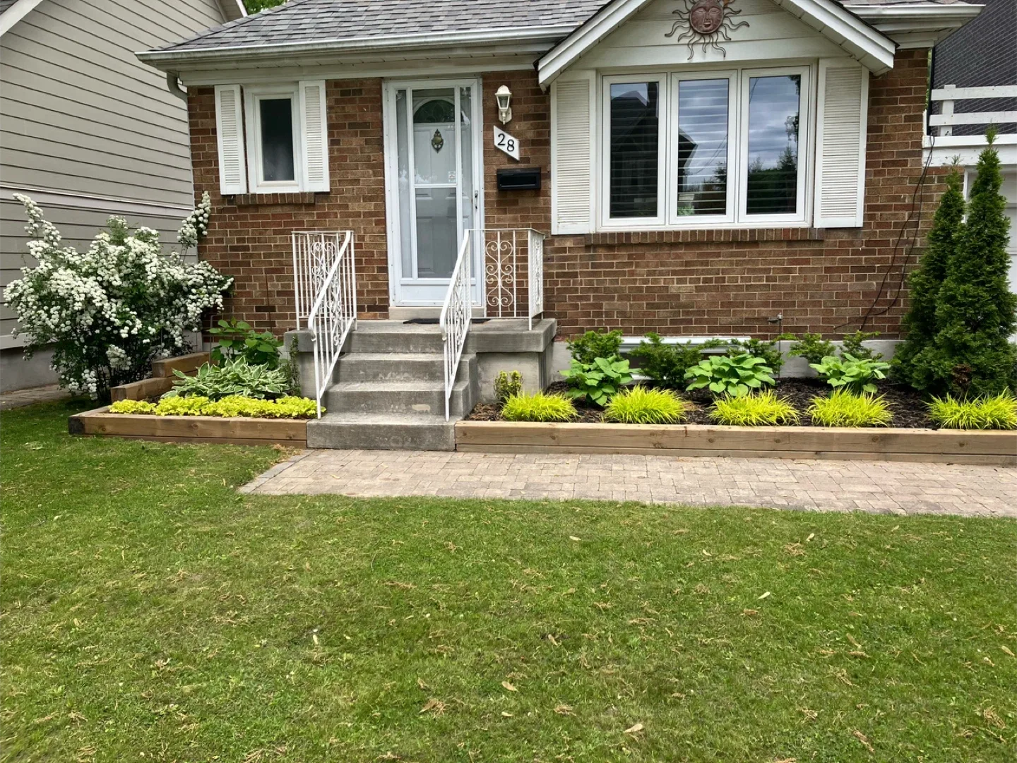 Basement Apt. In desirable area! image indicator(4)