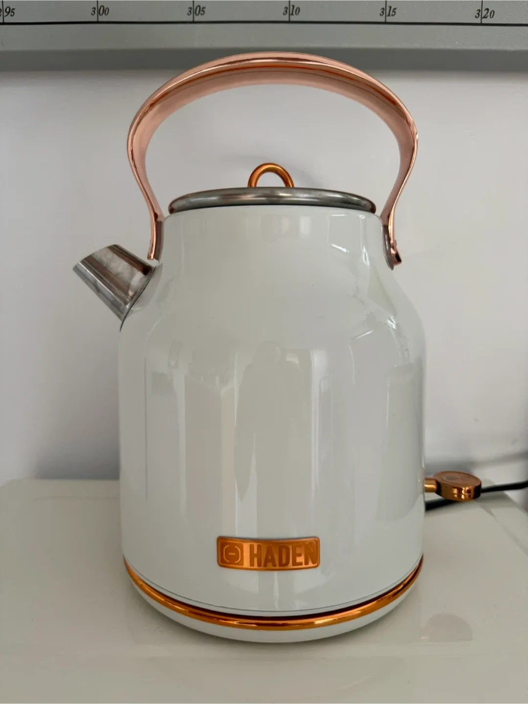 Haden White & Copper Dorchester Kettle thumbnail
