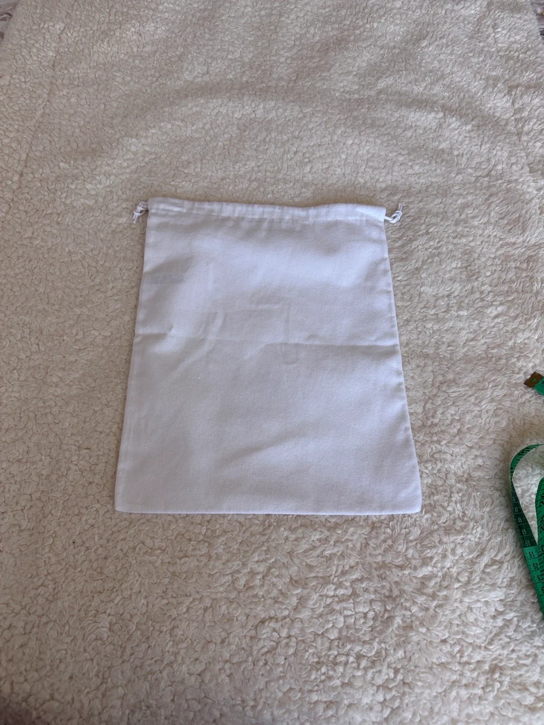 Versace Dust Bag - White image indicator(2)