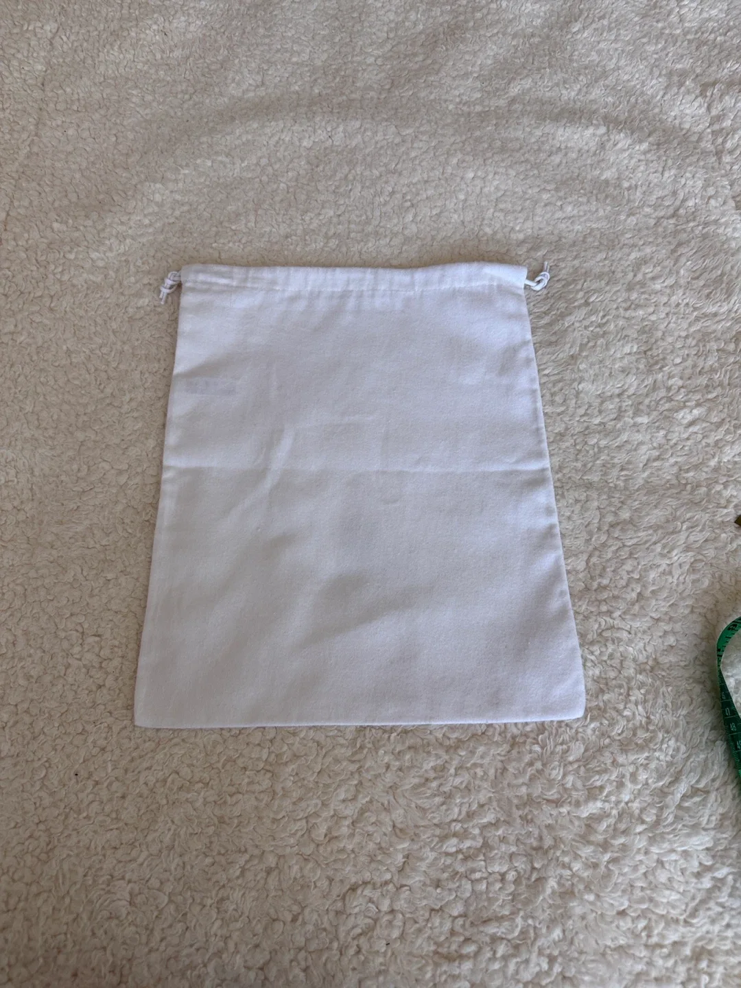 Versace Dust Bag - White image indicator(8)