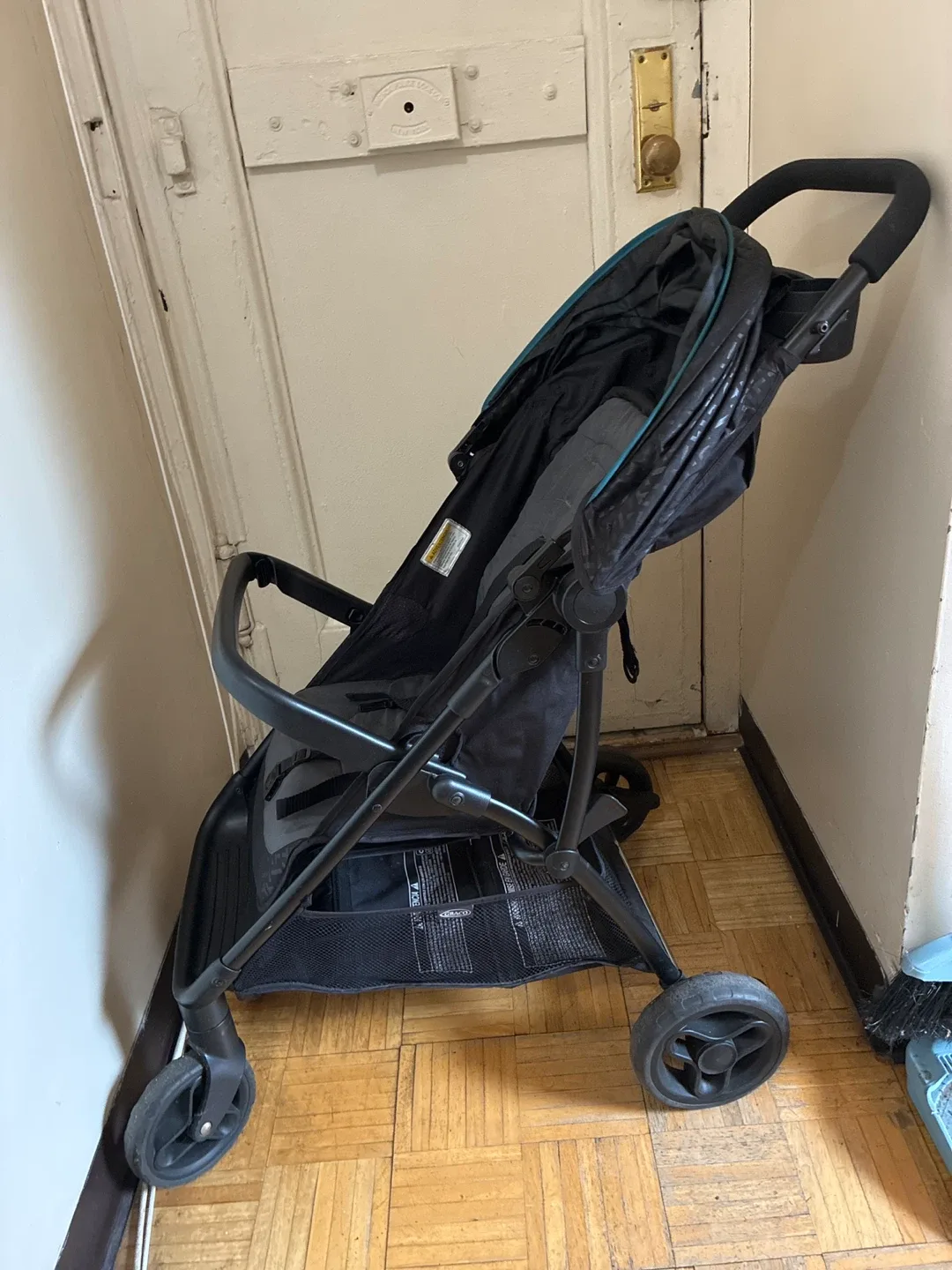 Graco Stroller - Black image indicator(2)