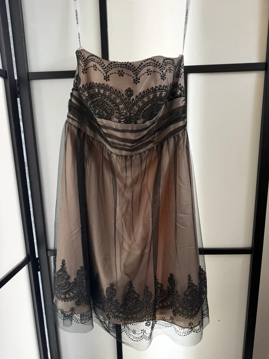 Strapless Dress - Black and Beige image indicator(2)