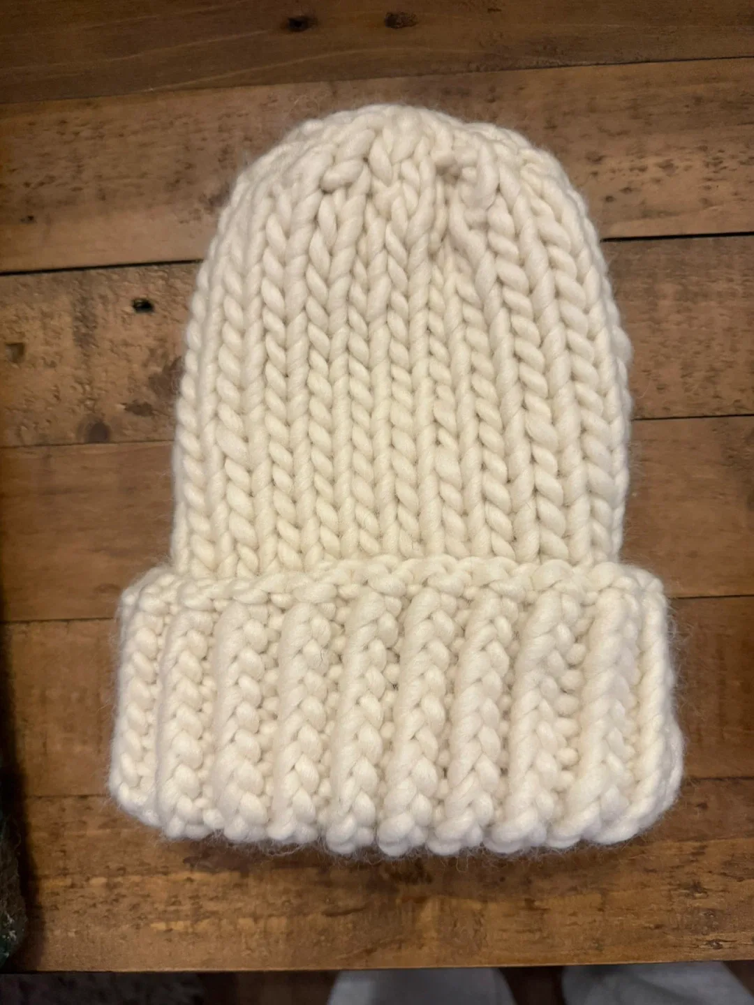Hand-knitted Beanie image indicator(6)