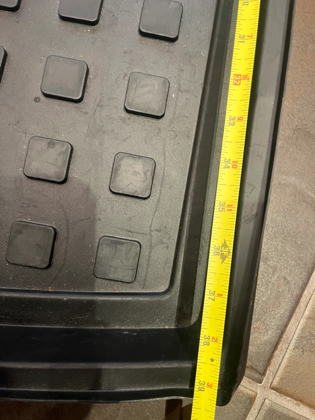 Mercedes-Benz Cargo Tray - Black - photo 4