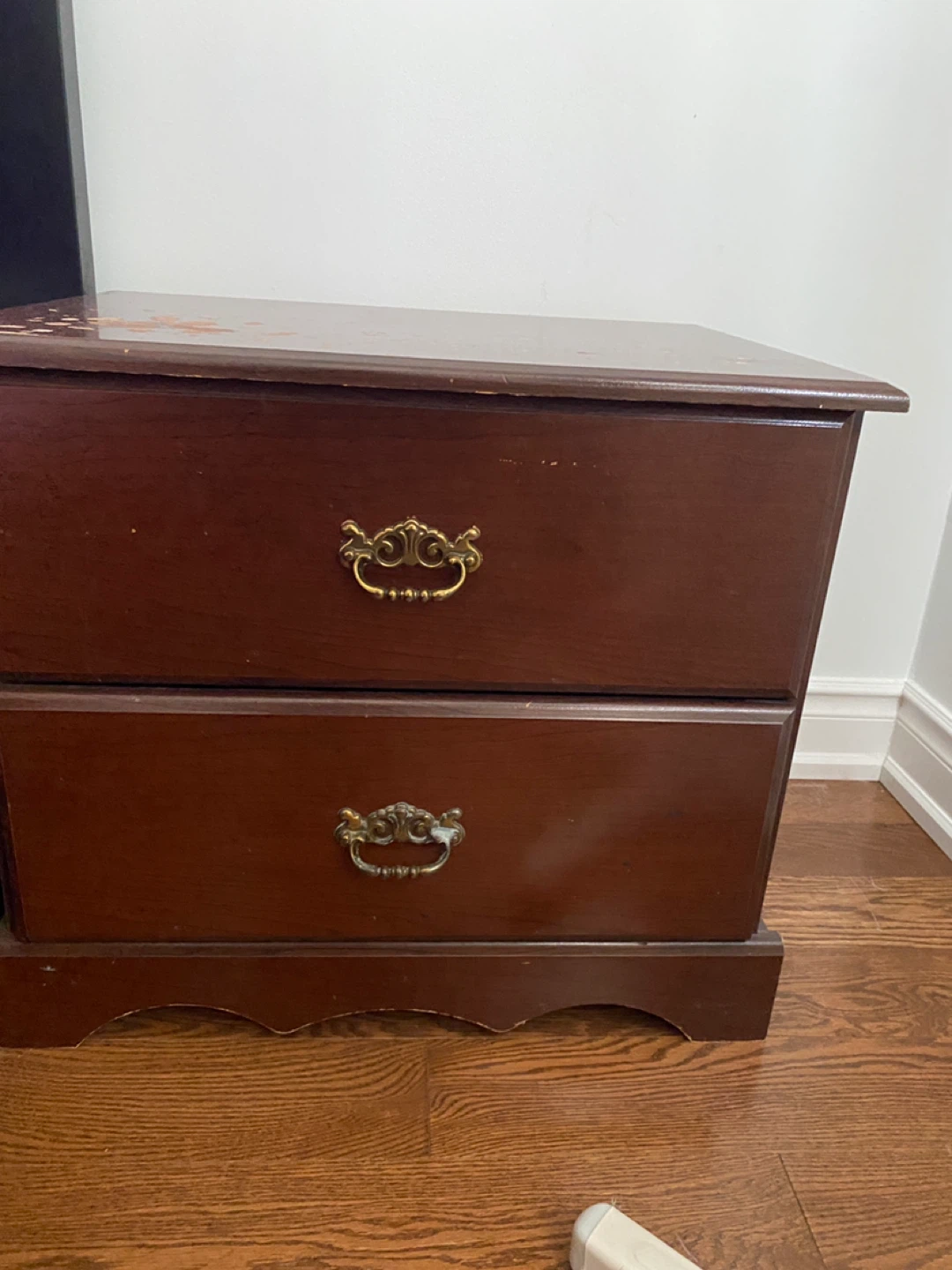 Used Vintage Solid Wood Bedroom Set – dresser + 2 Side Tables - photo 2