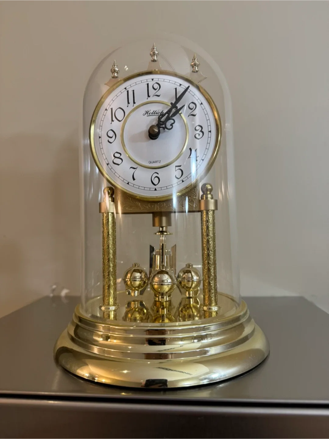 🥕Kellich Quartz Dome Clock - Gold thumbnail