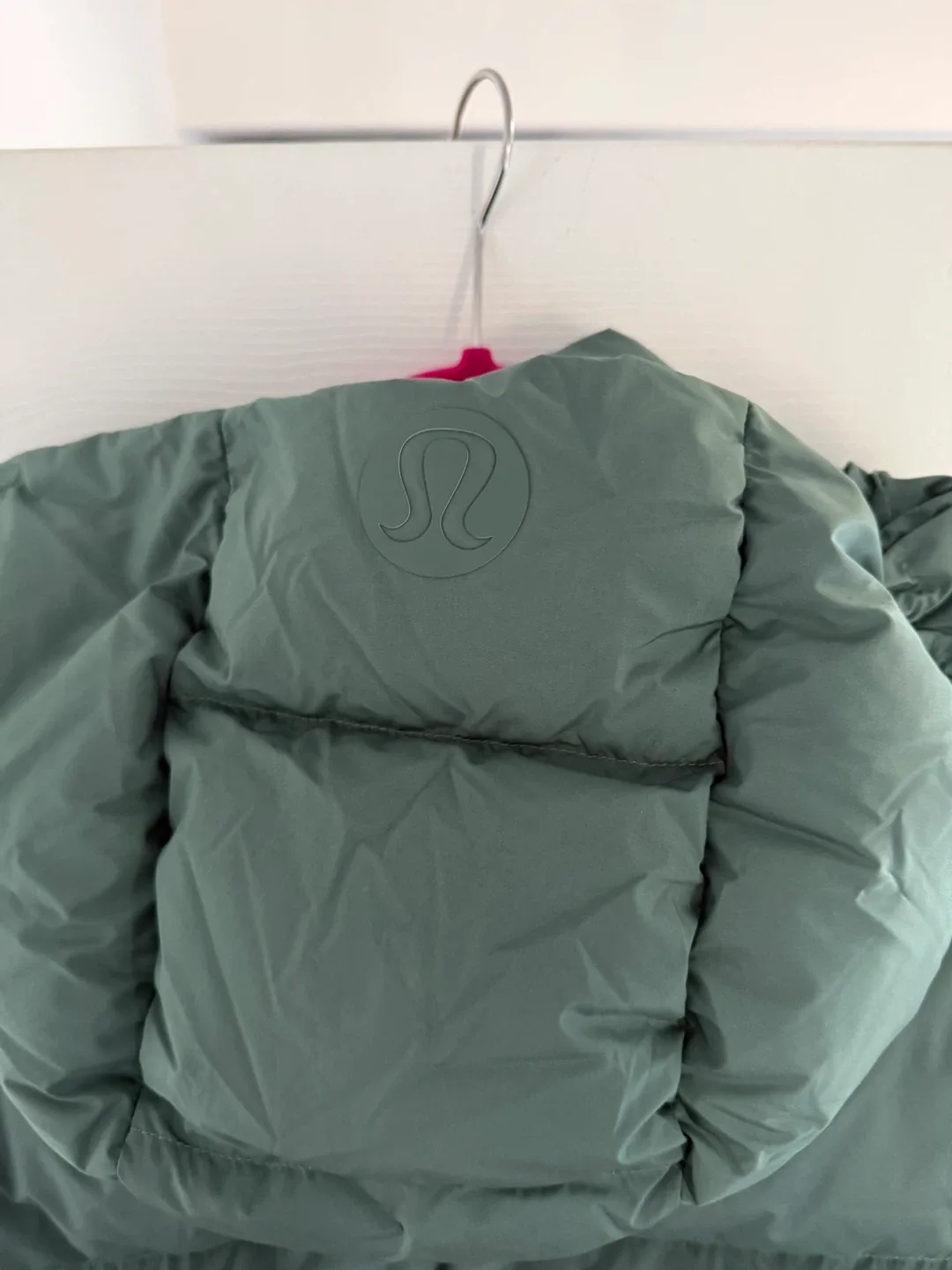 Lululemon Wunder Puff Jacket - Size 10 image indicator(3)